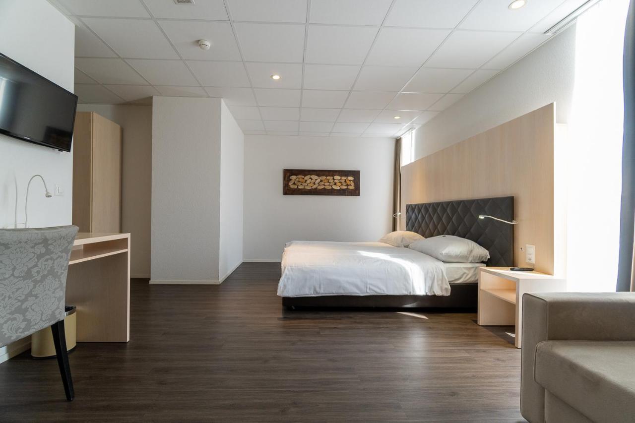 Los Lorentes Apartments Bern Airport Belp Exterior foto