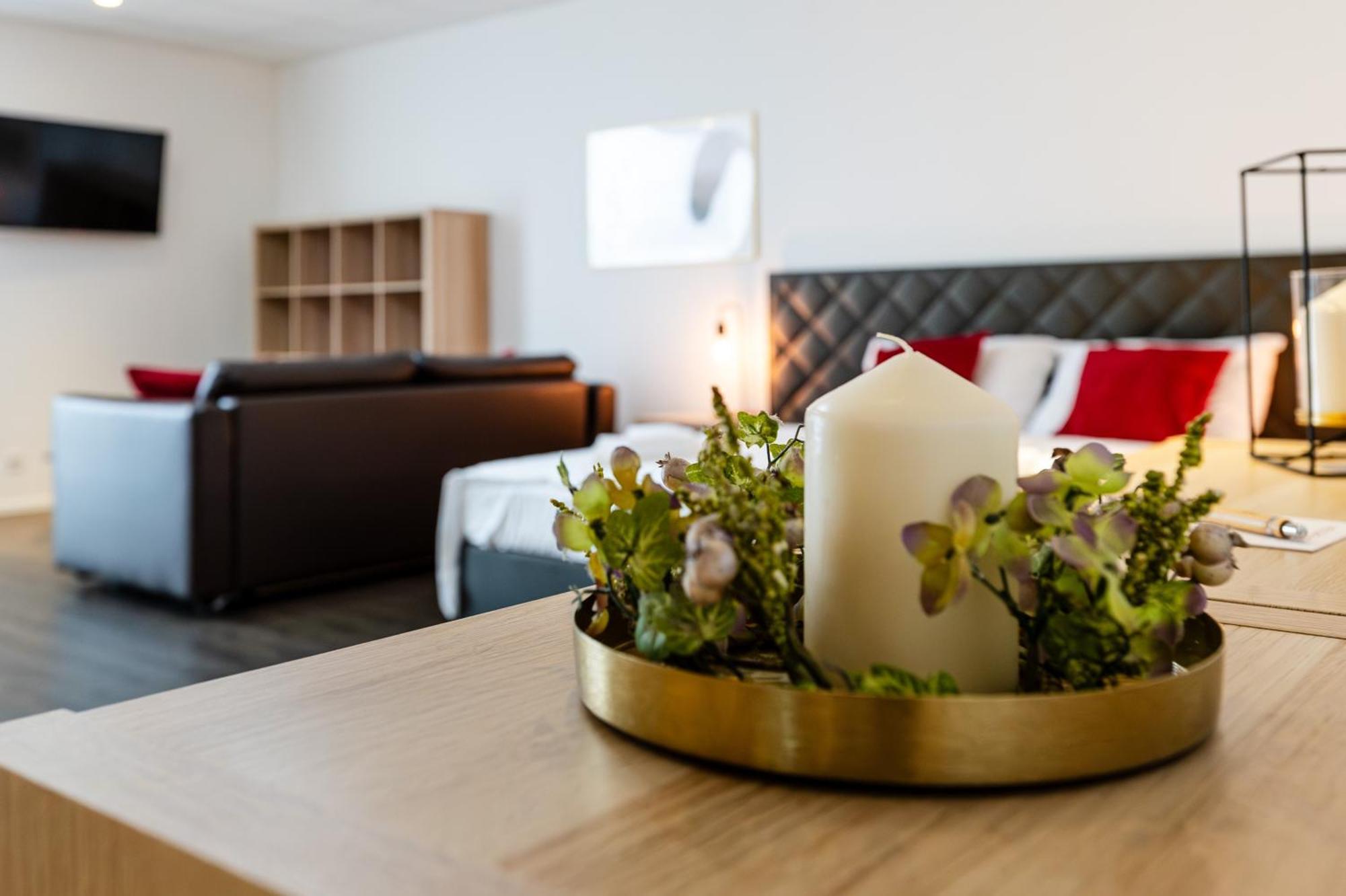 Los Lorentes Apartments Bern Airport Belp Exterior foto