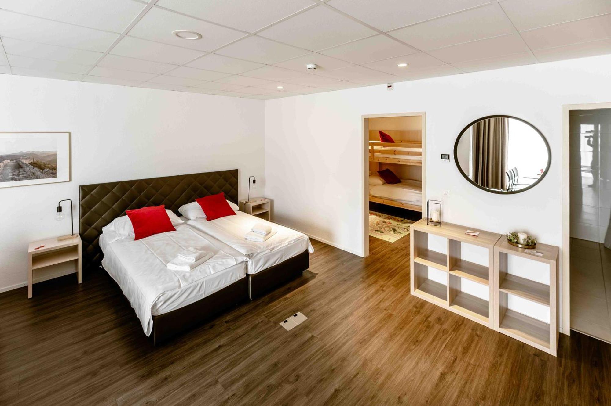 Los Lorentes Apartments Bern Airport Belp Exterior foto