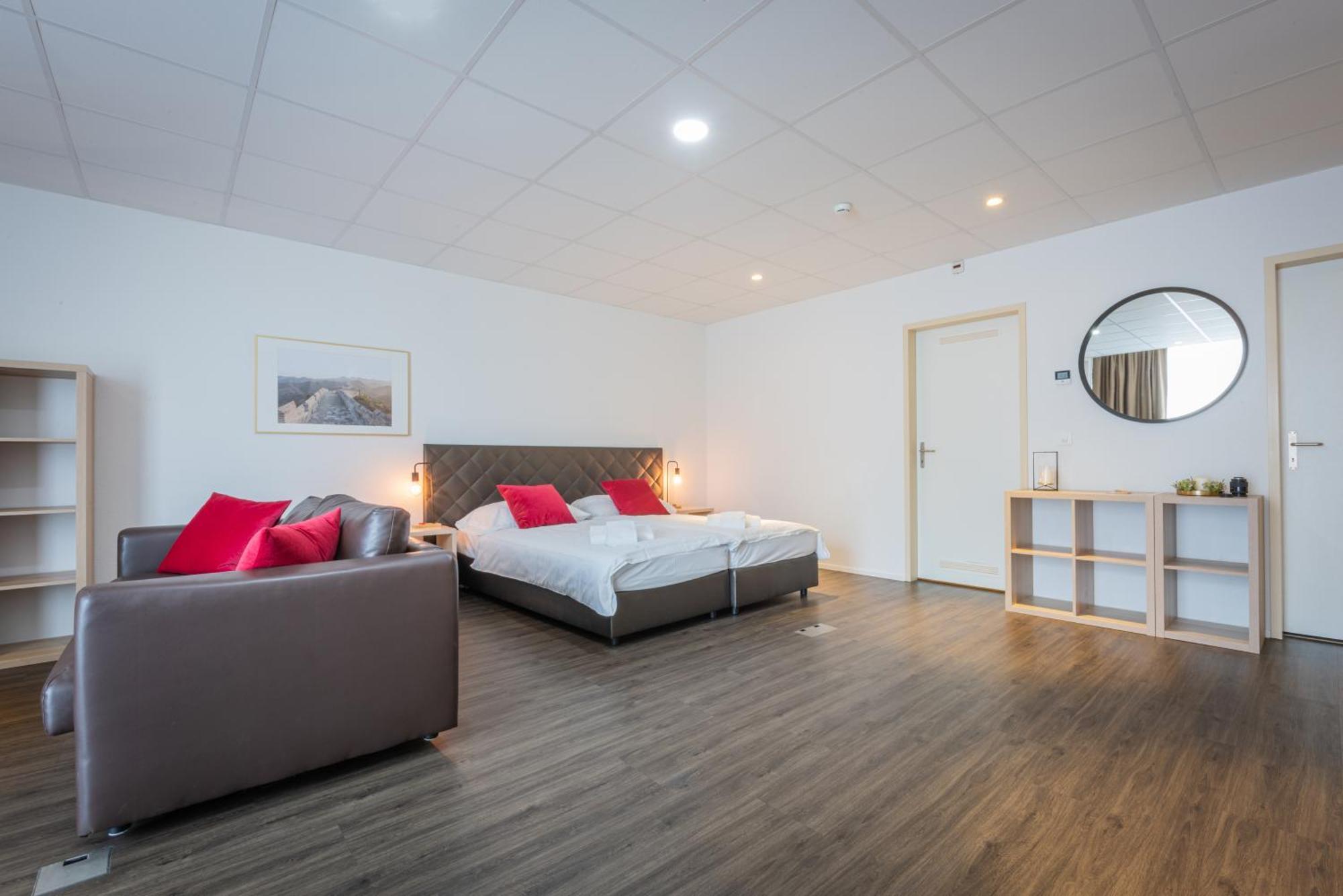 Los Lorentes Apartments Bern Airport Belp Exterior foto