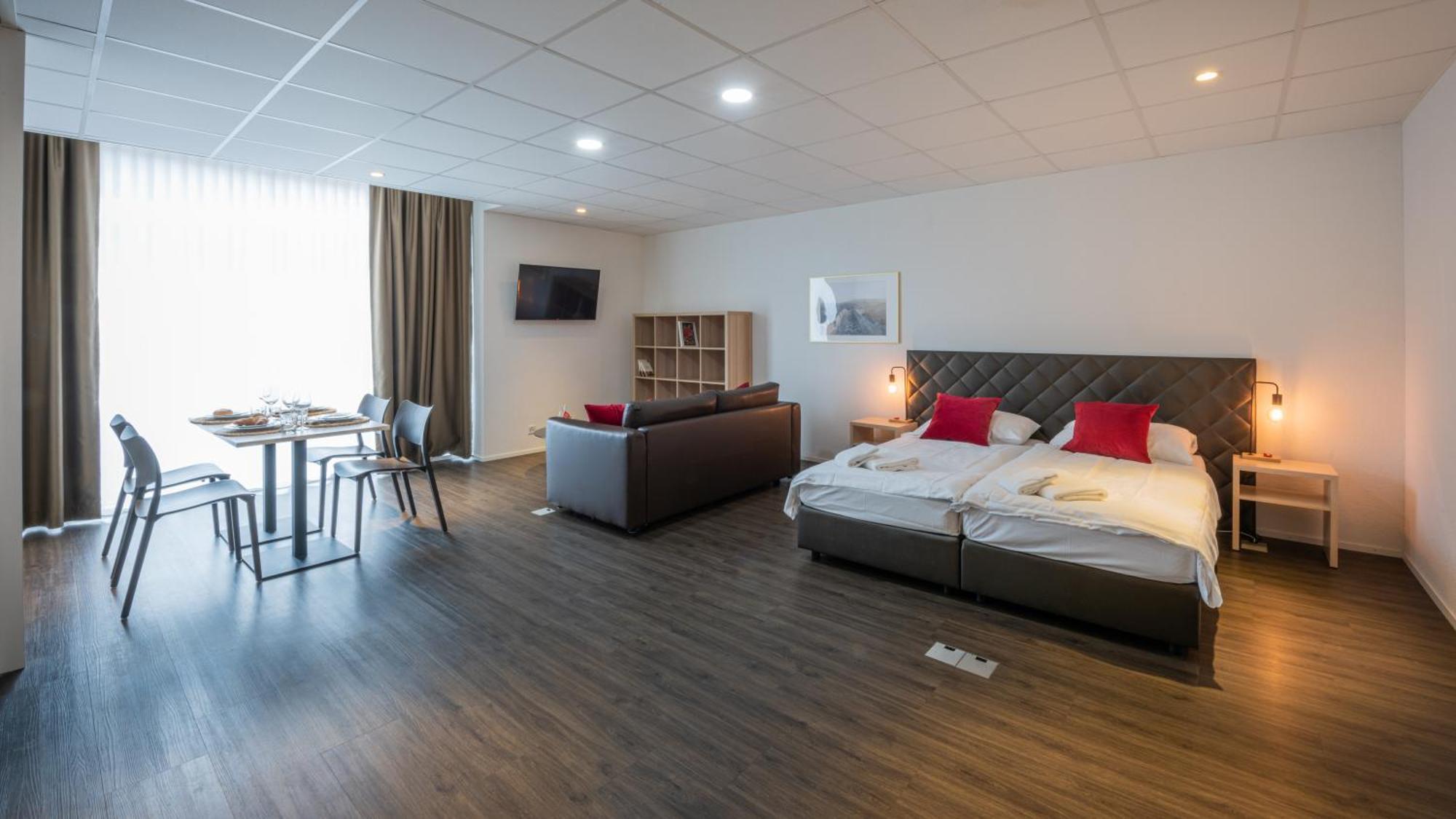 Los Lorentes Apartments Bern Airport Belp Exterior foto