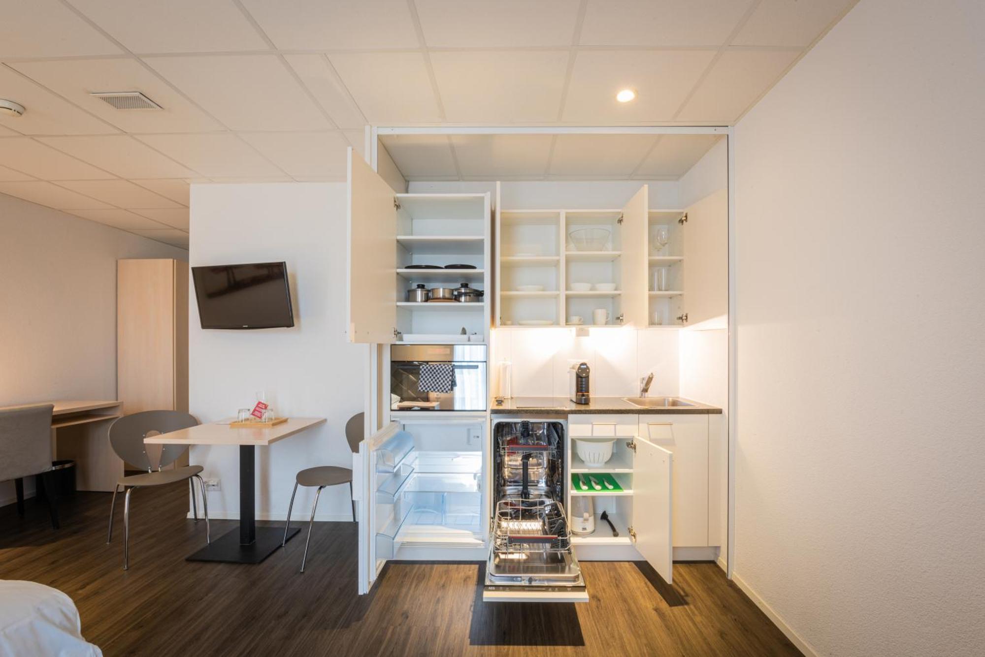 Los Lorentes Apartments Bern Airport Belp Exterior foto