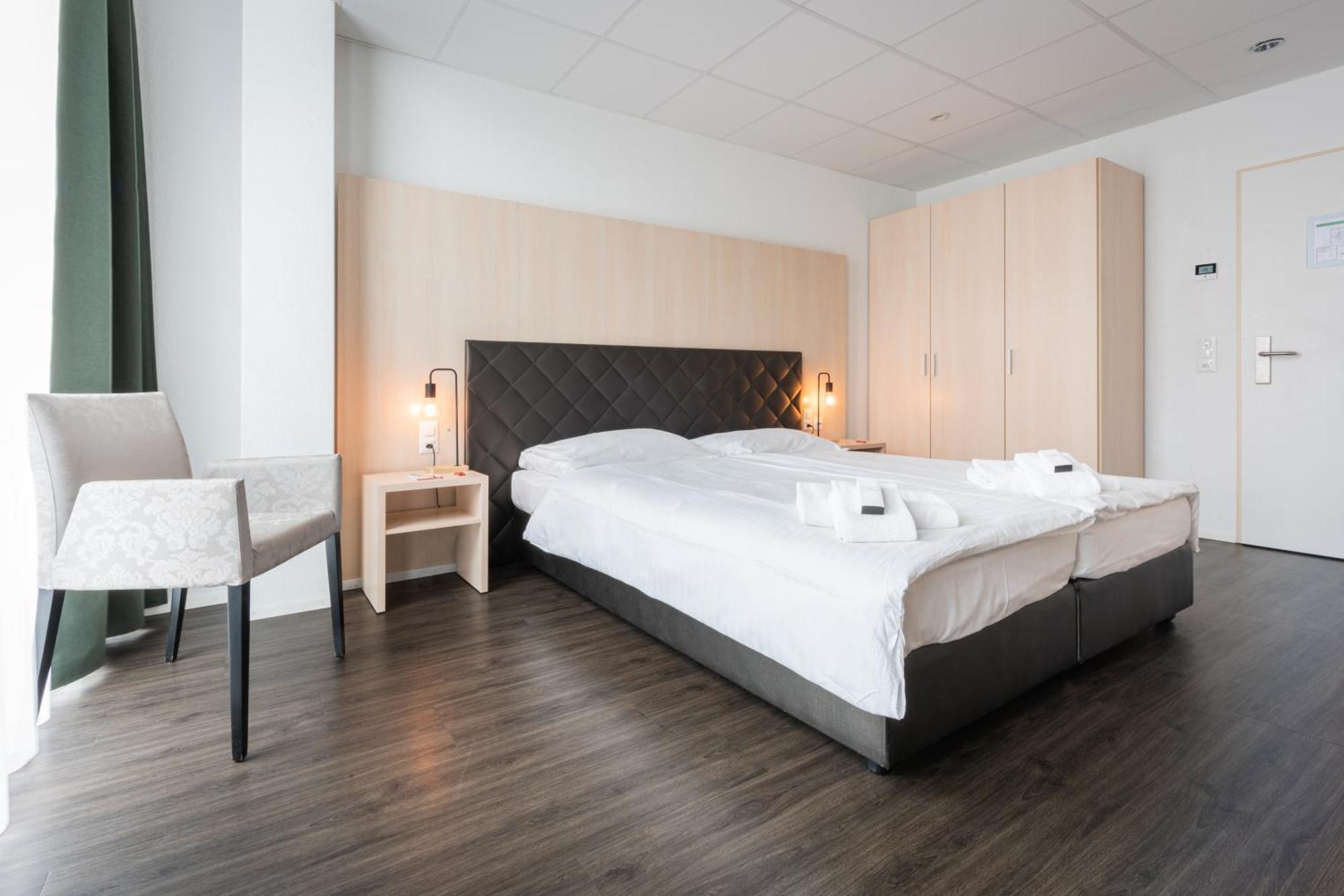 Los Lorentes Apartments Bern Airport Belp Exterior foto